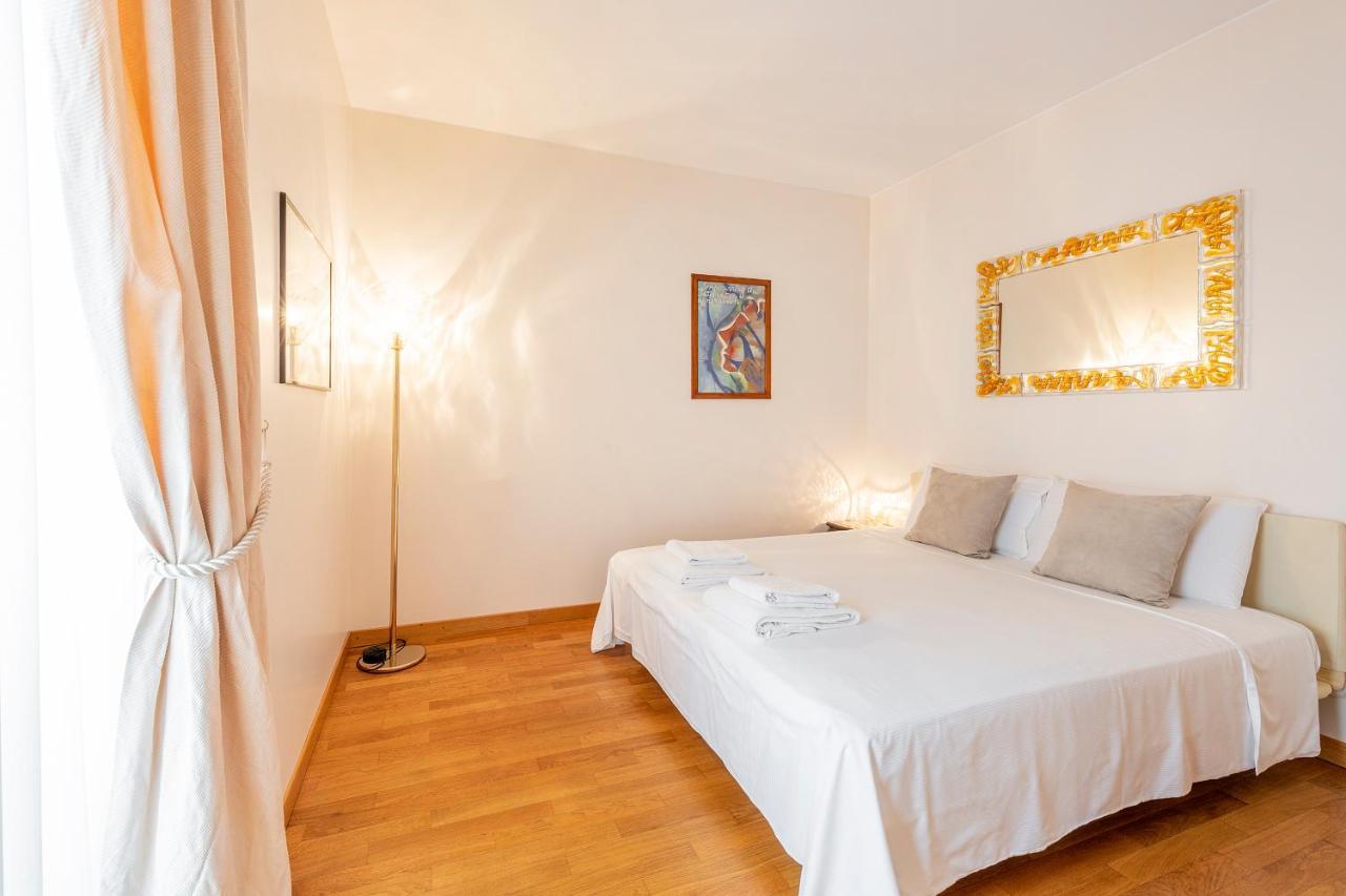 Milan Royal Suites - Centro Duomo Ngoại thất bức ảnh