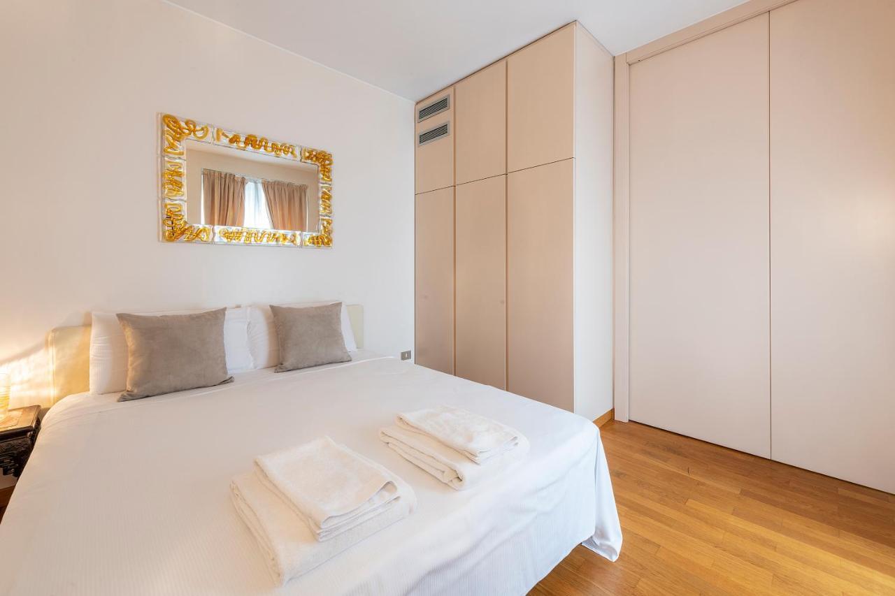 Milan Royal Suites - Centro Duomo Ngoại thất bức ảnh