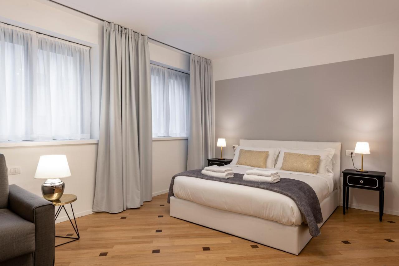 Milan Royal Suites - Centro Duomo Ngoại thất bức ảnh