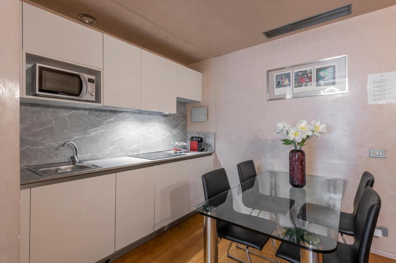 Milan Royal Suites - Centro Duomo Ngoại thất bức ảnh